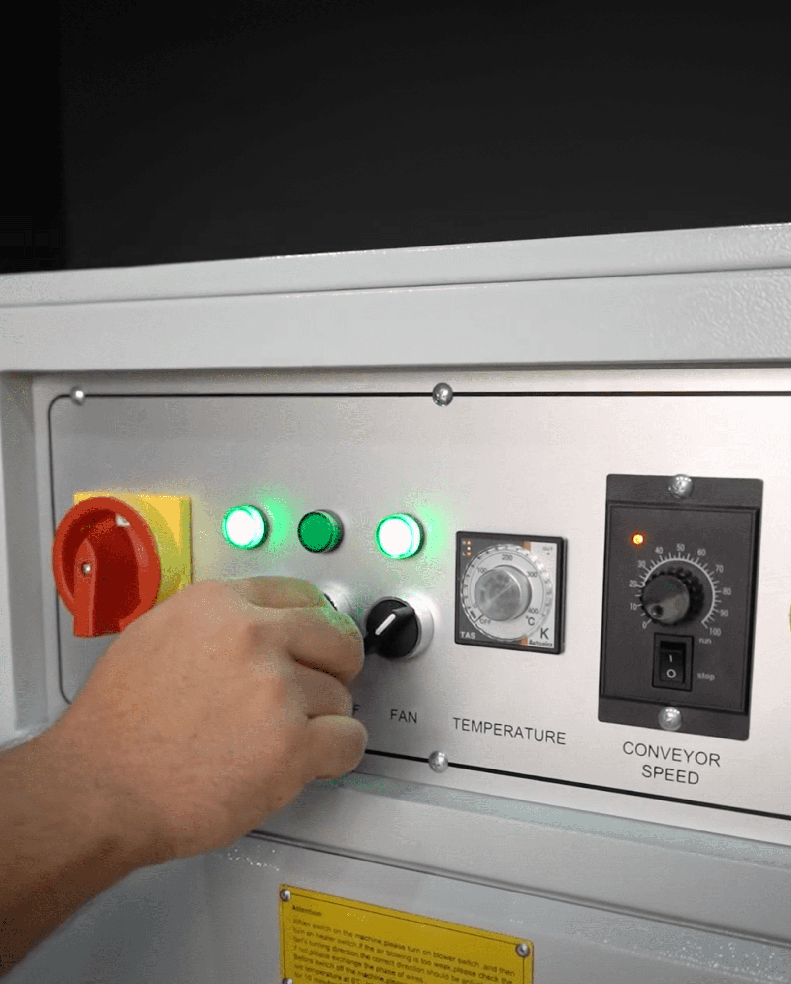 3. Tunel de Encogimiento YT4525 - Panel de control.png